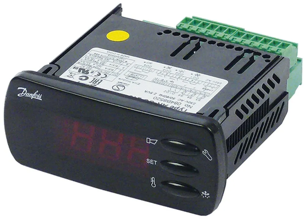 DANFOSS AK-CC 210 Elektronikregler Anzeige 3-stellig CO-10A(6) AC IP65