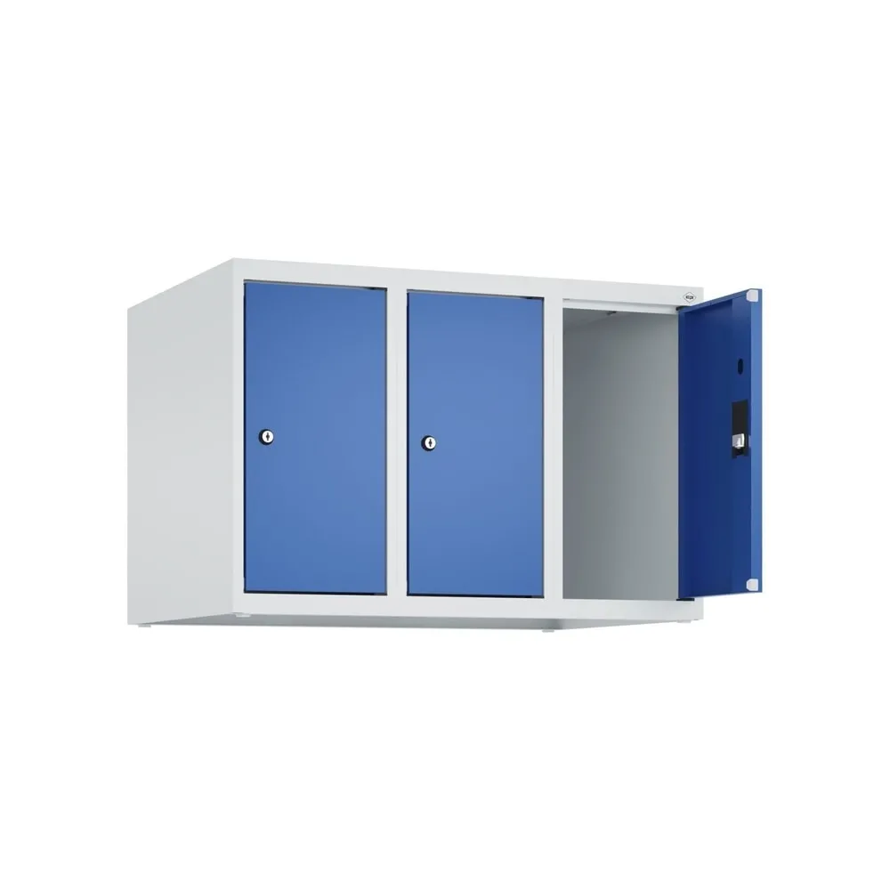 C+P Aufsatzschrank für Kleiderspind Serie Classic PLUS, 3 Abteile Breite 250 mm, lichtgrau, enzianblau, Zylinderschloss