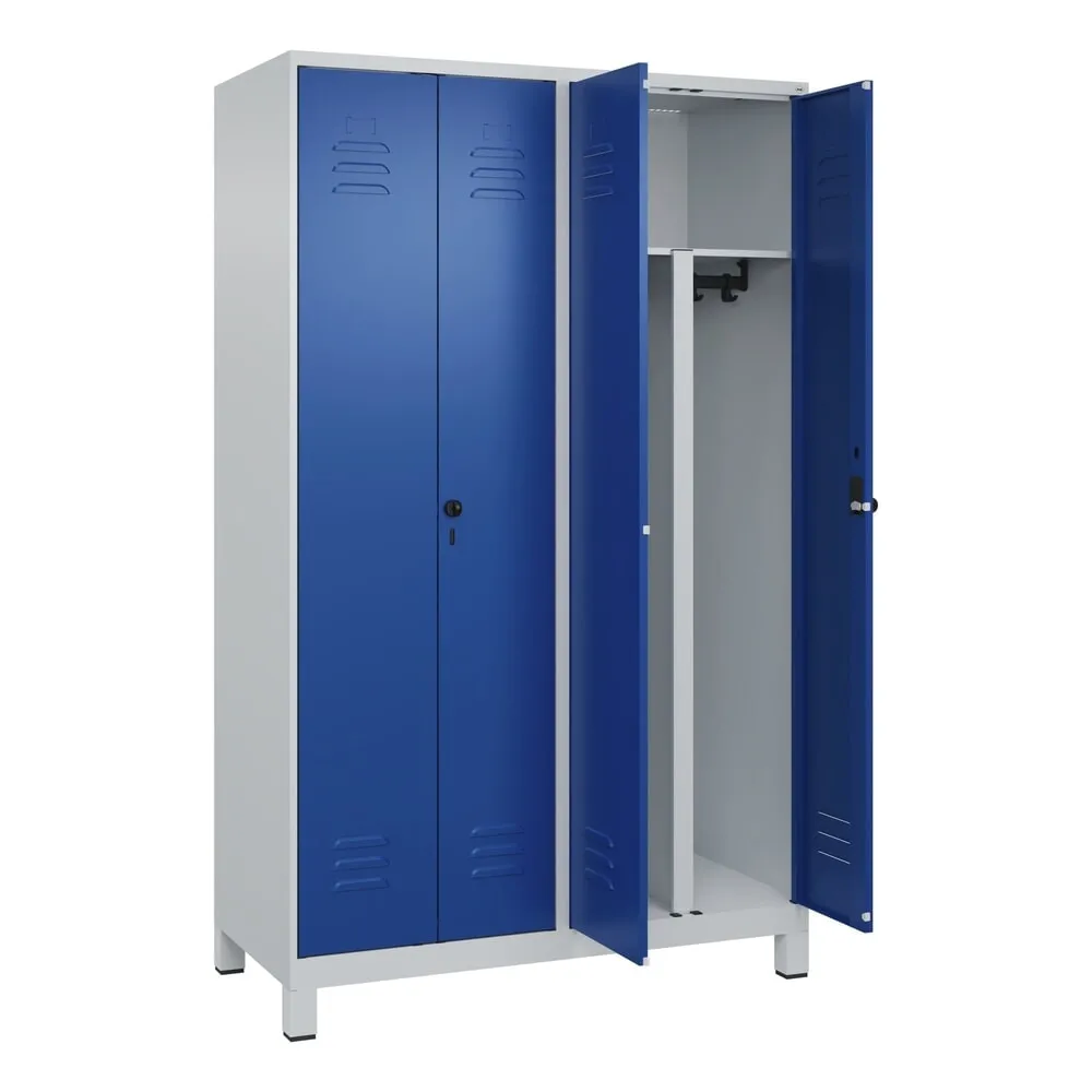 C+P PSA Doppel-Spind Classic PLUS, Füße, 4 Abteile, HxBxT 1.950 x 1.200 x 500 mm, lichtgrau, enzianblau, für Vorhängeschloss